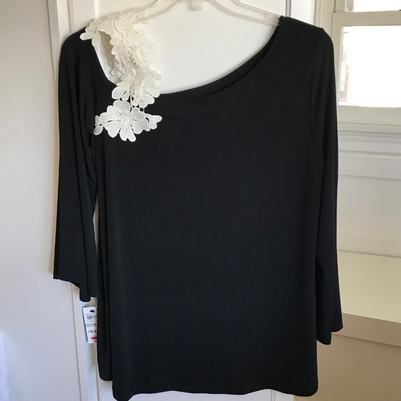 ALFANI One-Shoulder Applique Bell Sleeve Top Black White Women’s Plus Size 1X - Picture 6 of 16